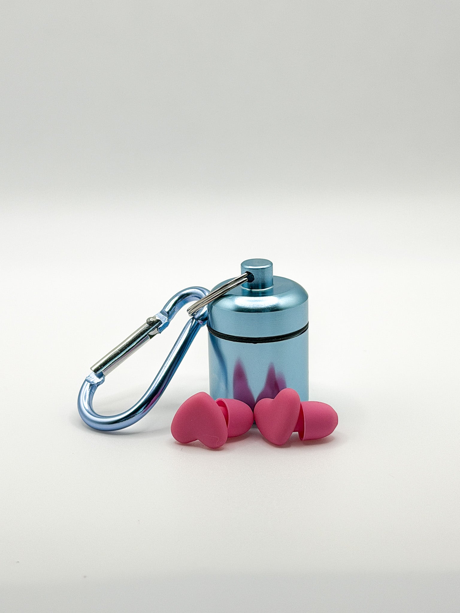 Metal Capsule Case with Carabeaner
