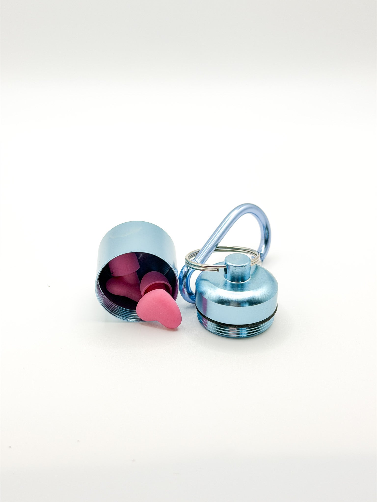 Metal Capsule Case with Carabeaner
