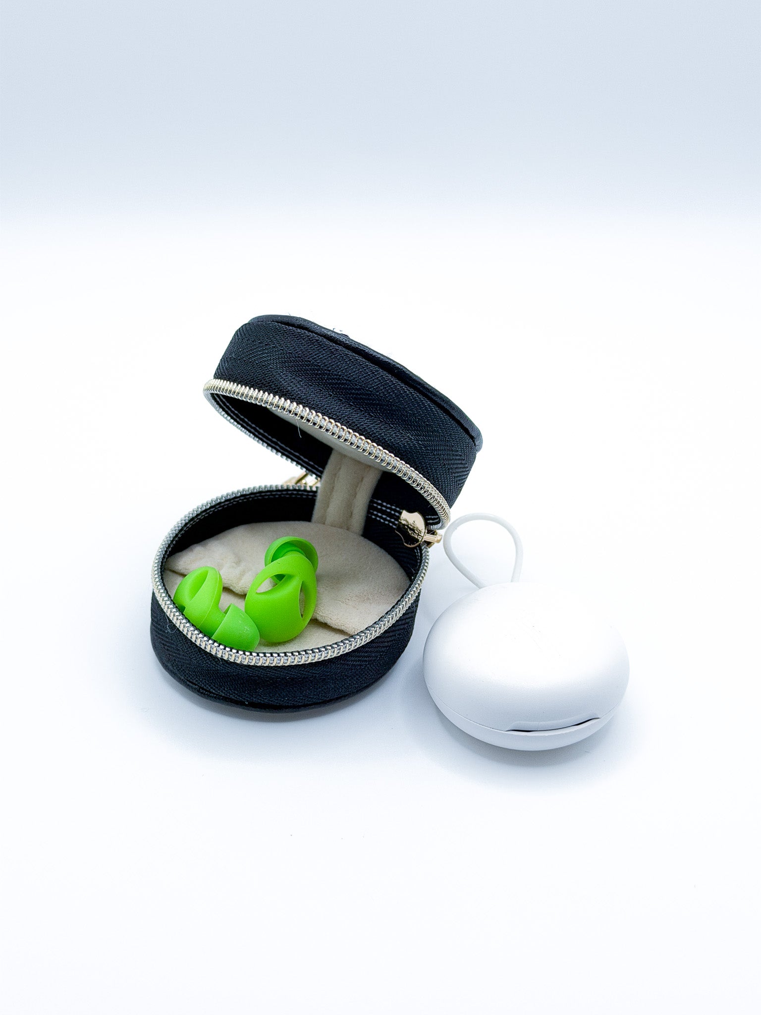 Pre-Order: Zip Pouch Circle Keychain Case